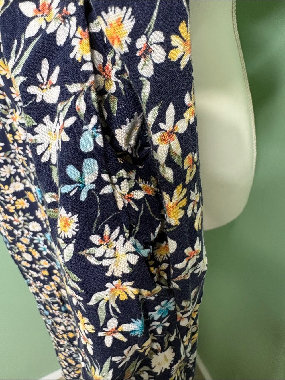Luxology Black Floral Puff-Sleeve Jumpsuit with Blue and Cream Accents - Picture 4 of 9
